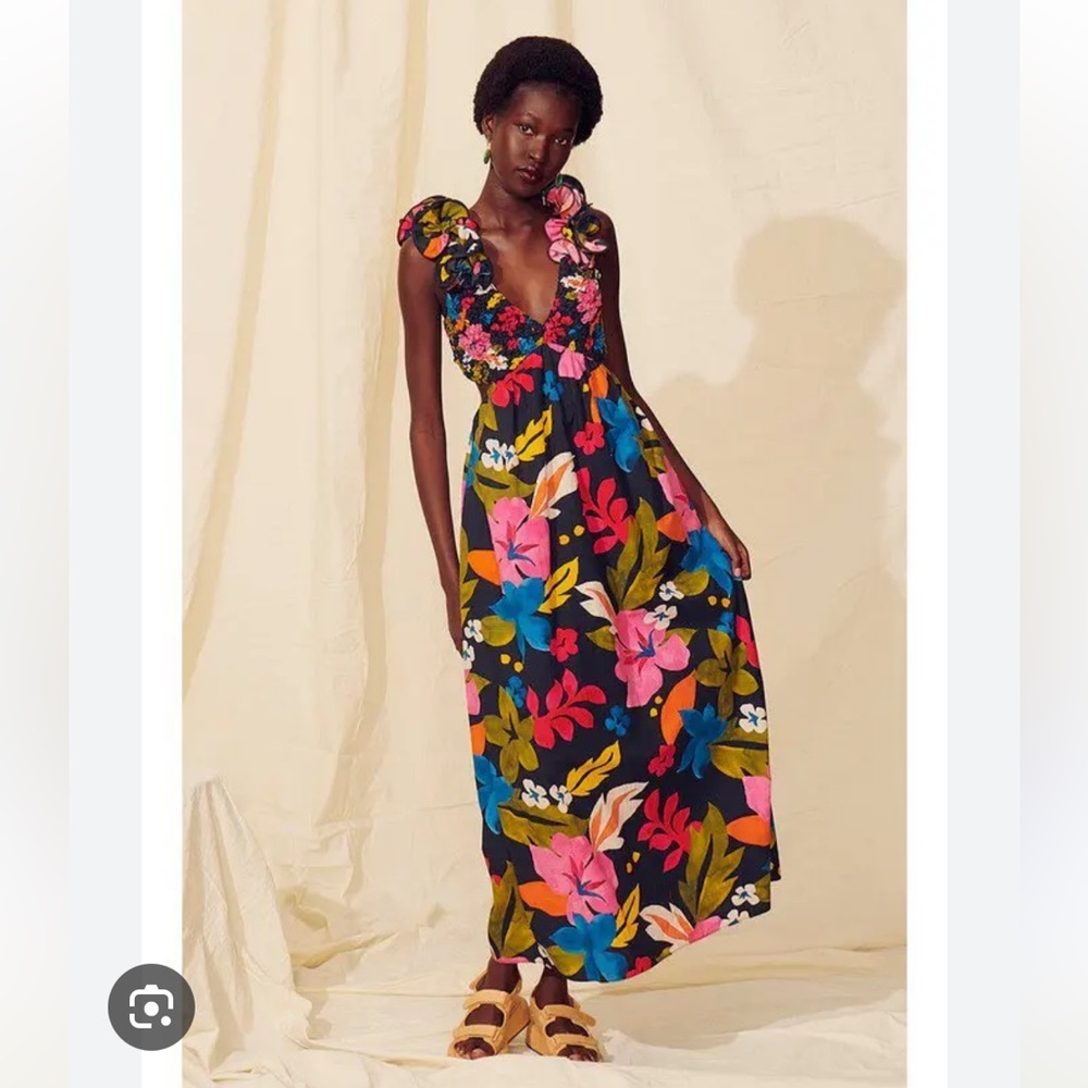 SAYLOR Vibrant Floral Ruffle Sleeved Zaira Maxi Dress. Size XS